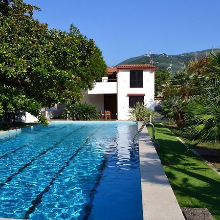 Villa Aurora Vico Equense Eksteriør billede