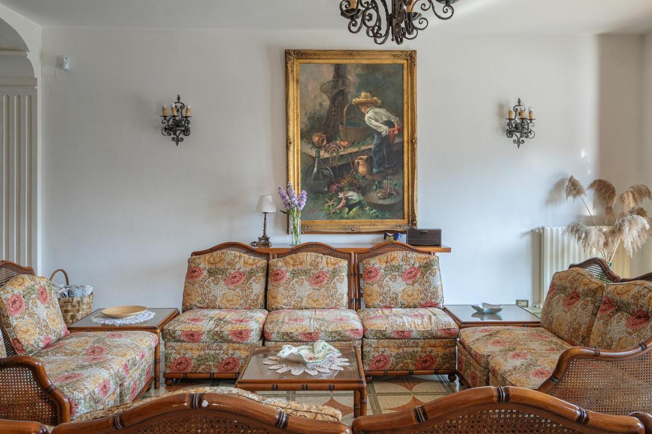 Villa Aurora Vico Equense Eksteriør billede